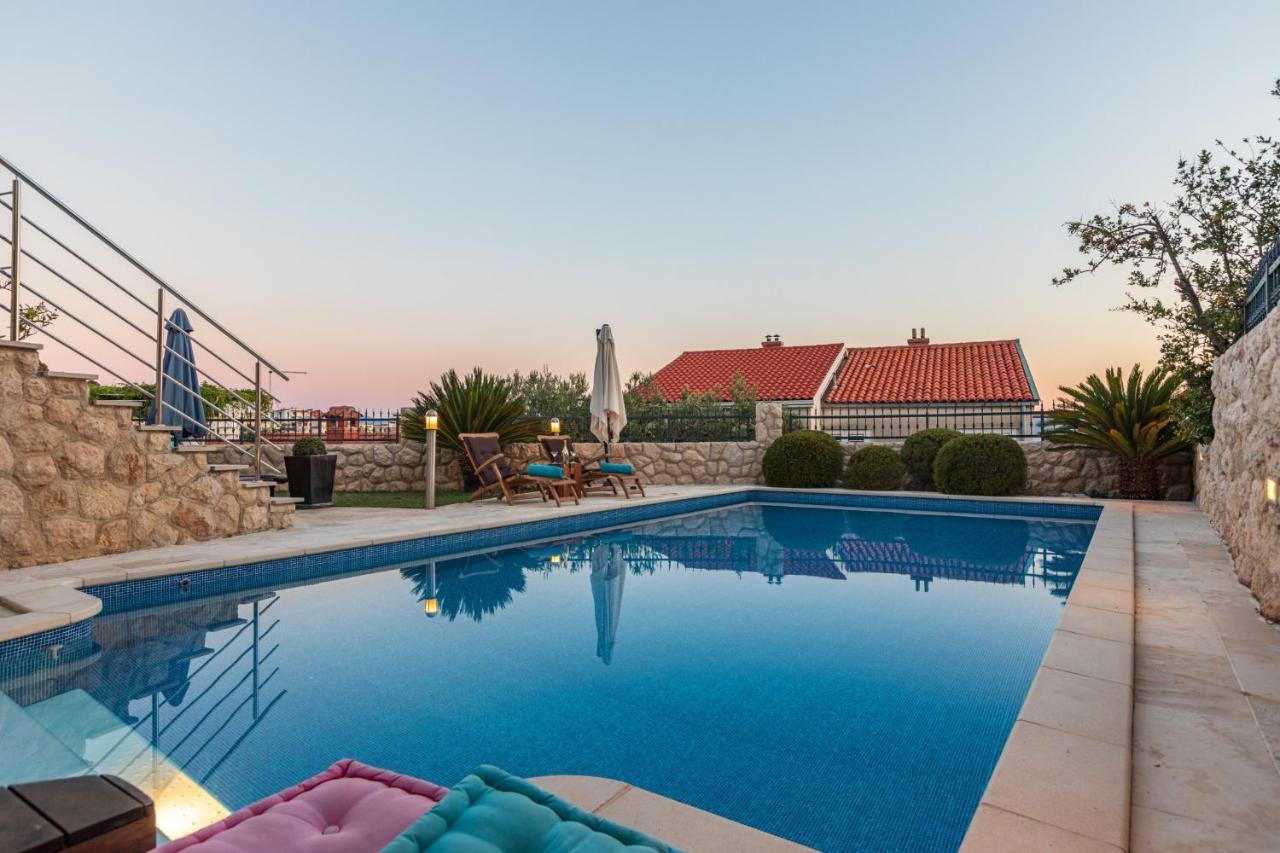 Villa Old Olive, 3Lovelyvillas Подгора Екстер'єр фото