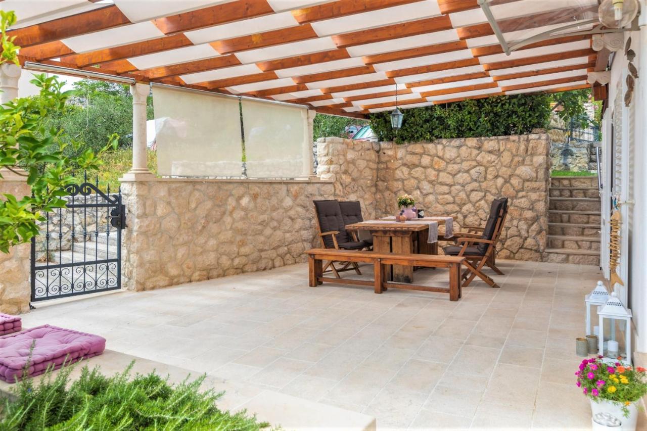 Villa Old Olive, 3Lovelyvillas Подгора Екстер'єр фото